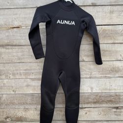 Kids Full Wetsuit Size 8