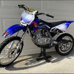 2005 Suzuki Drz