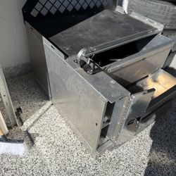 Toolbox Stainless Steel Stainless Steel SECURITY for SUV or garage  $80 I was in a Ford Explorer ,  Toolbox or store safe things 📍 KISSIMMEE