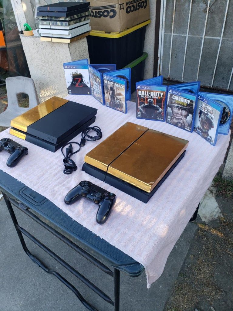 All Gold & Black OR Black & gold Playstation 4 PS4 500GB, $200! Any Combo Any 3 Games & 1 Original Controller $400! Both PS4 combo Trade are welcome