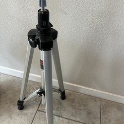 Adjustable Pivot Point Mannequin stand