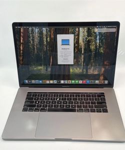 MacBook Pro 15” Touch Bar 2019 16gb ram
