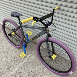 Throne Custom 29er Kobe Bryant MAMBA BIKE!