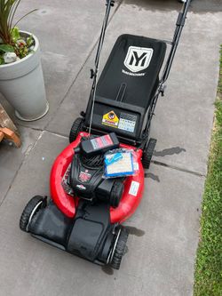 Self-propelled Lawnmower