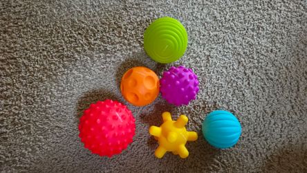 Infantino textured balls set of 6