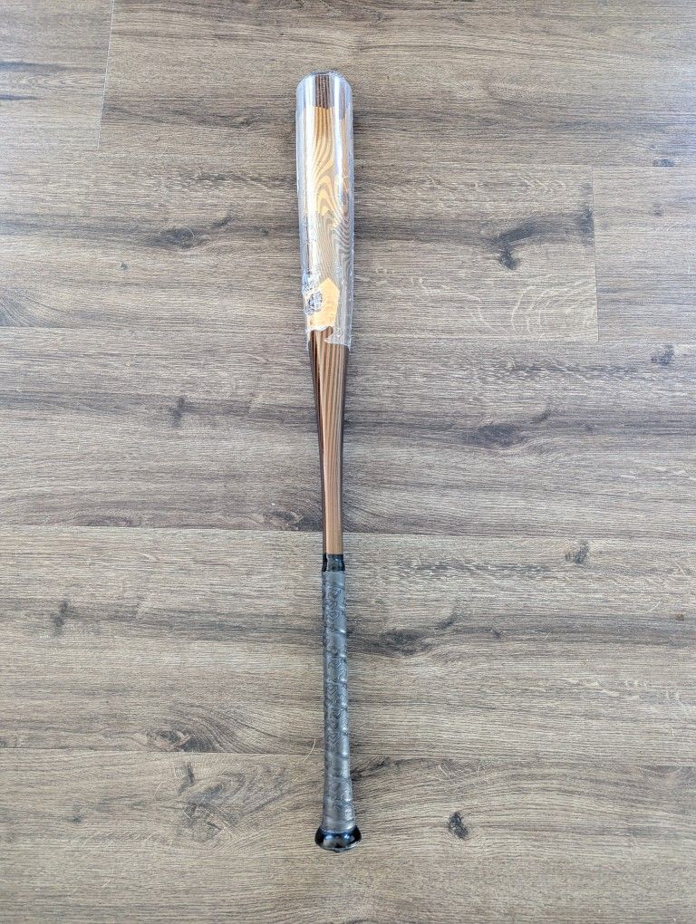 Demarini Voodoo One BBCOR Baseball Bats. 34" 31 oz.