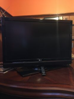 Lg 47" with remote control
