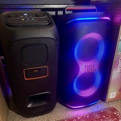 JBL [PartyBox Club 120] Portable Bluetooth Party Speaker | LED Light Show | Deep Bass | Mic/Guitar Input
