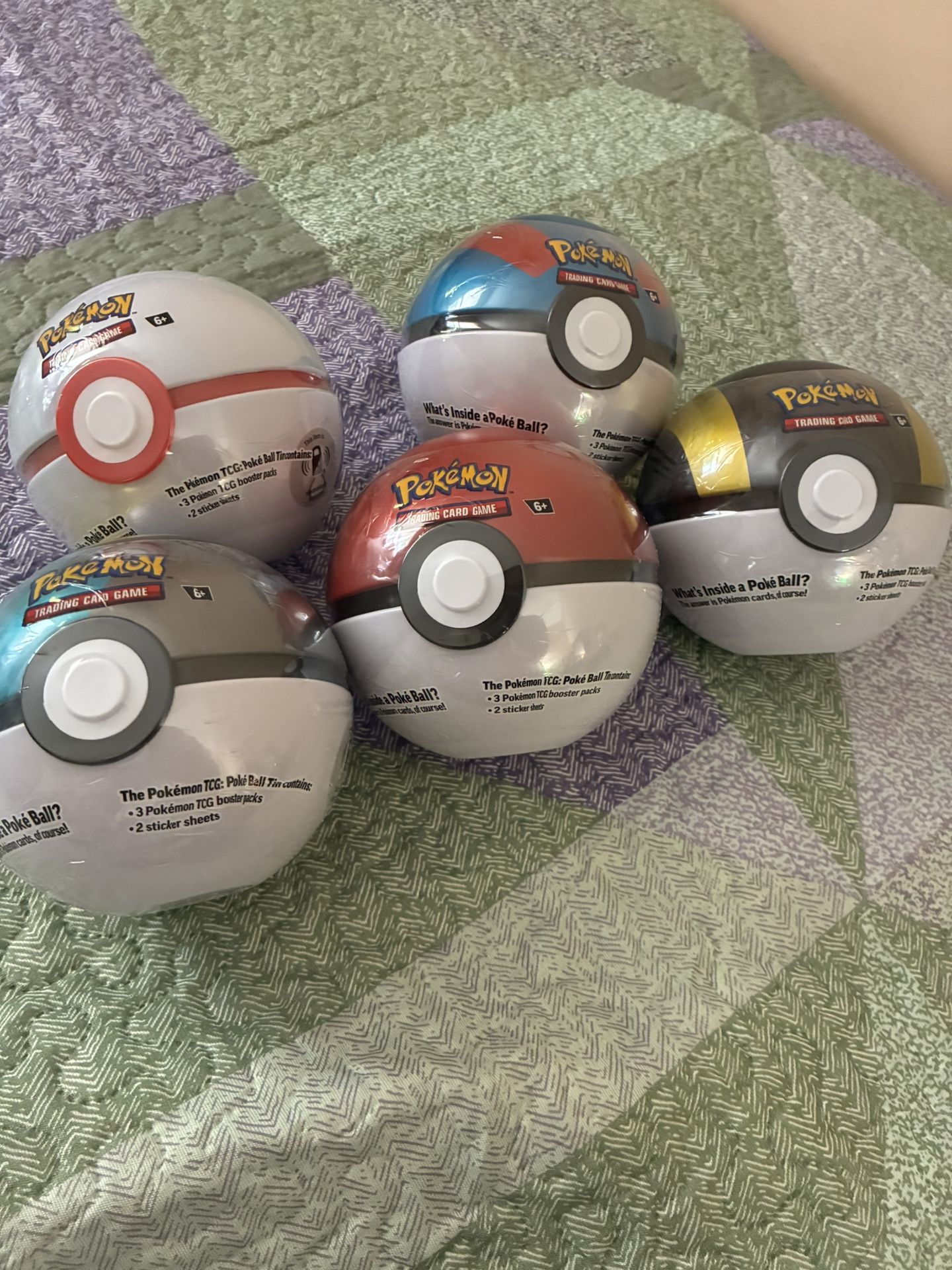 Pokemon Poke Ball Tins