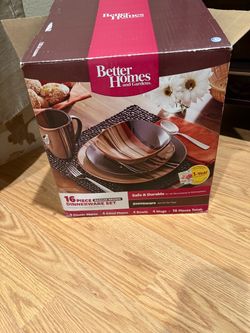 Better Homes  and Gardens. 16 PIECE GAZAAR BROWN DINNERWARE SET