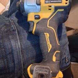 Dewalt 12 volt drill