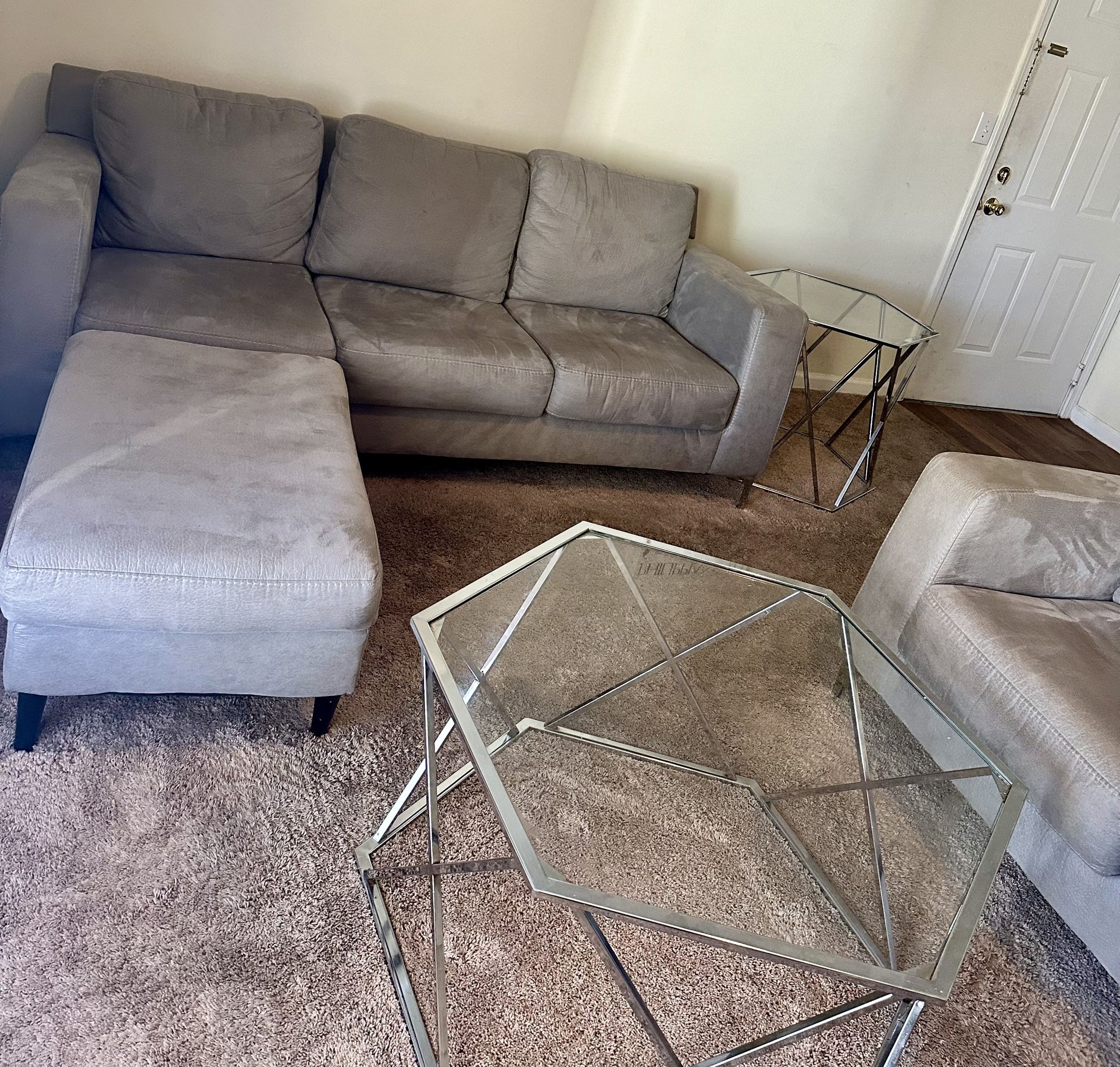 Silver Glass Geometric Table Set