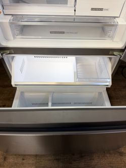WHIRLPOOL REFRIGERATOR w/WARRANTY! R3606A