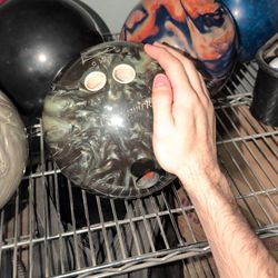 Brunswick 1970's Collectable Silver Grey Swirl 12lb Bowling Ball With Inserts