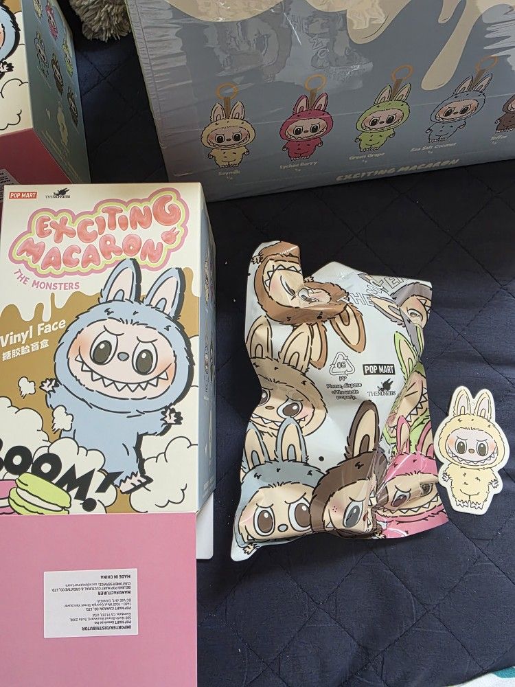 Soymilk THE MONSTERS - Exciting Macaron Vinyl Face Labubu