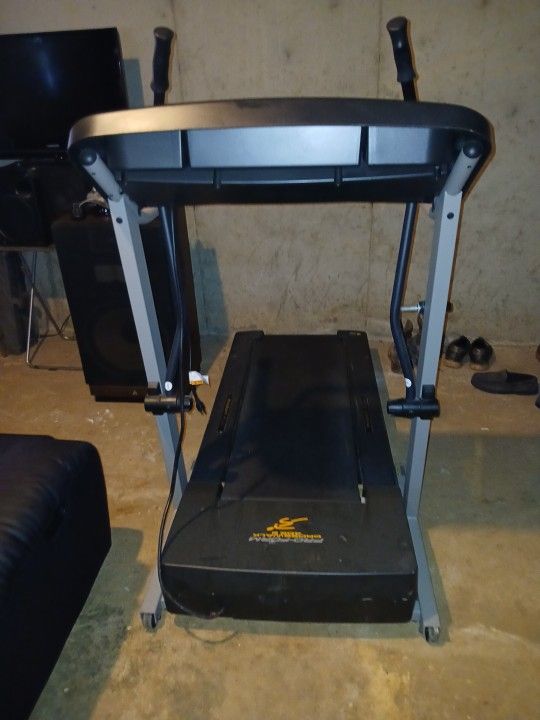 Treadmill Works Great No Problems