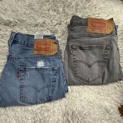 Levi’s men’s denim jeans  2pcs  Size 33x34