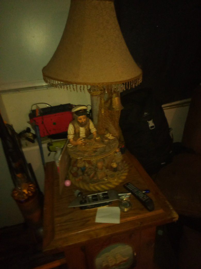 Lamp Table Great Mancave