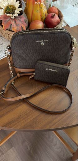 Michael Kors Crossbody Bag and Wallet Set