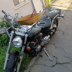 Yamaha Motorcycle 650 2001