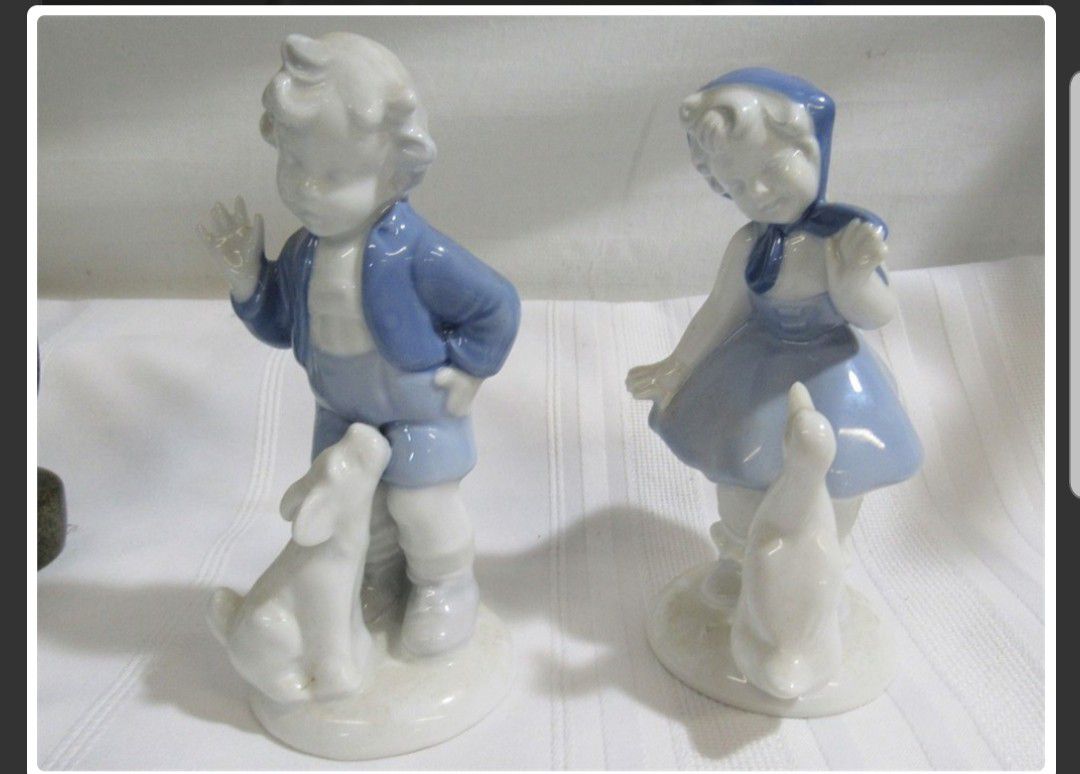Lladro vintage Boy And Girl Porcelain Figurines West Germany 