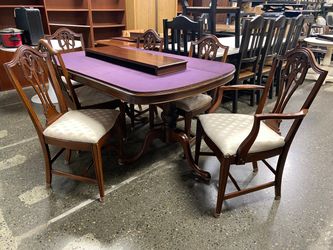 Dark Wooden Dining Set w/6 Shield Back Chairs and Leaf (Set of 8)