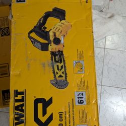 DeWalt Pruning Saw