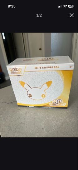 Pokémon TCG 30th Celebration Elite Trainer Box