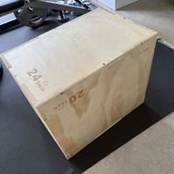 Super Heavy Duty Solid Wood Exercise Box. Never used.