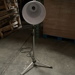 Portable Studio Light With adjustable Tripod Stand