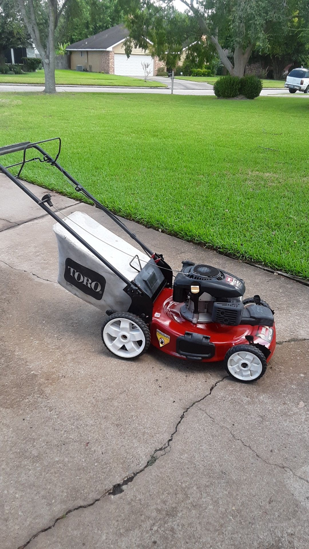 Toro 6.75 hp Lawn Mower for Sale in Missouri City, TX OfferUp
