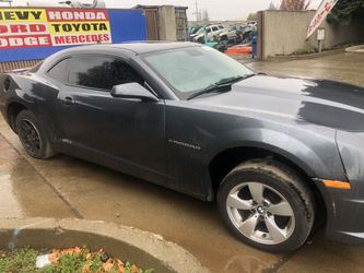 2010-2015 Chevy Camaro parts, no engine