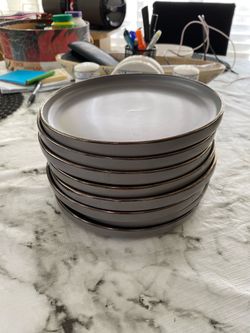 21 Piesas vajilla gris borde dorado buen estado