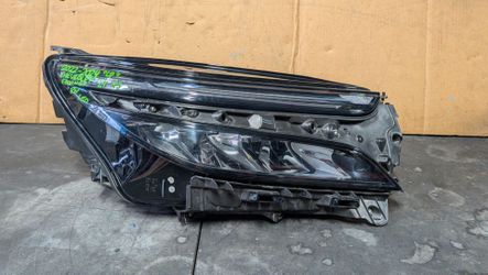 2022-2023-2024 CHEVROLET EQUINOX RIGHT LED HEADLIGHT OEM USED #12517