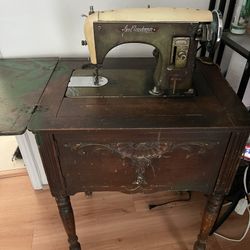 1900S, Good Housekeeper, Sewing Machine Classic!!!!!