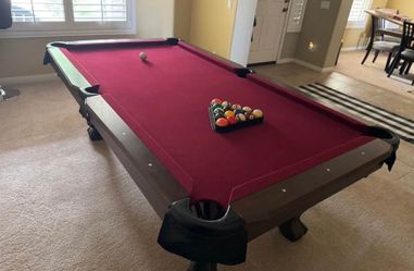 Pool table