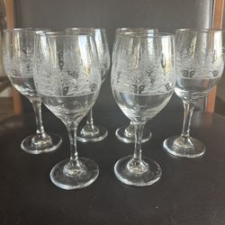 Libbey Brand Winter Scene with Gold rim Stemmed Wine glass set of 6 1980s.