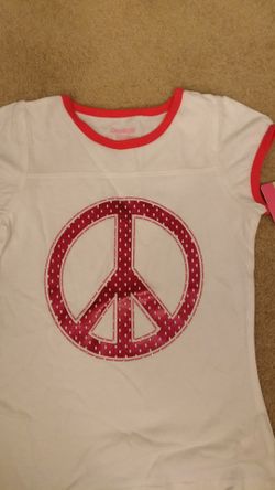 NEW Girl Tshirt Oshkosh.