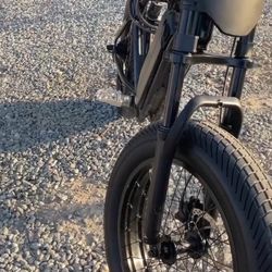 RIDSTAR Q20  will trade and add cash for emoto 