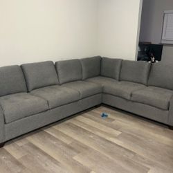 Sectional Couch 