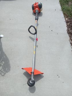 Husqvarna  Weedeater