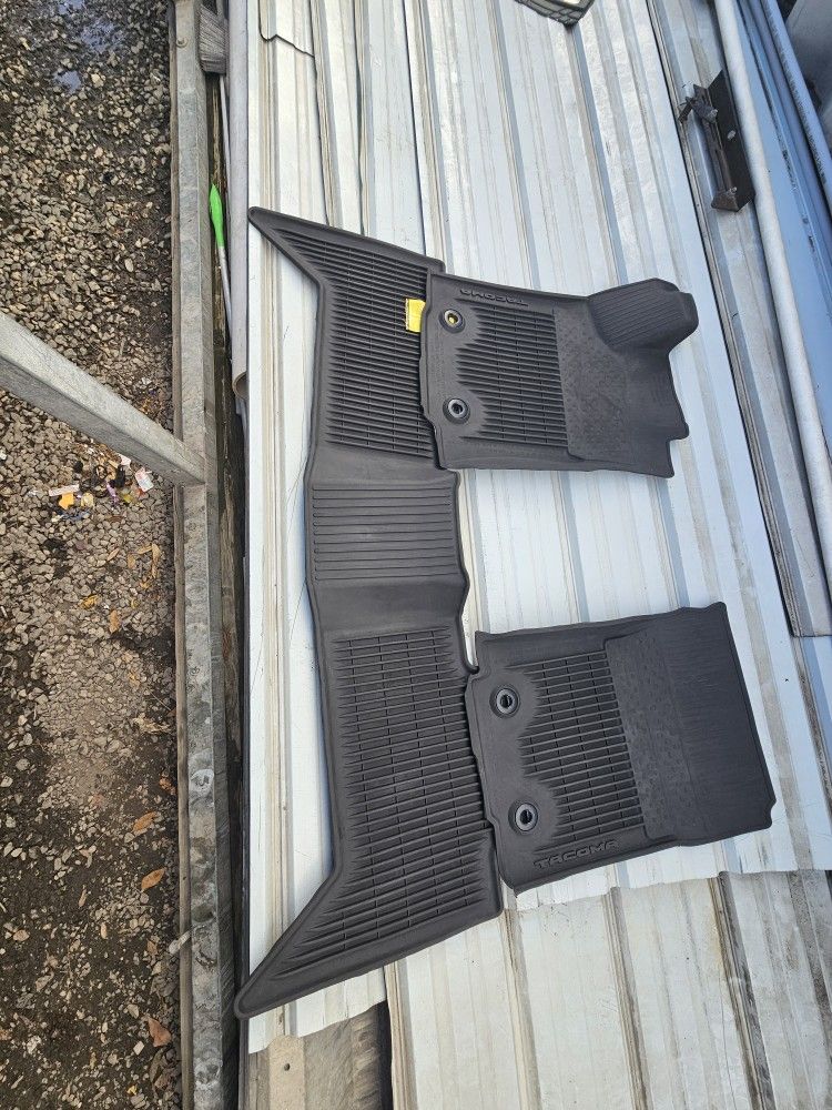 2016-2023 Toyota Tacoma Double Cab All Weather Floor Mats Black