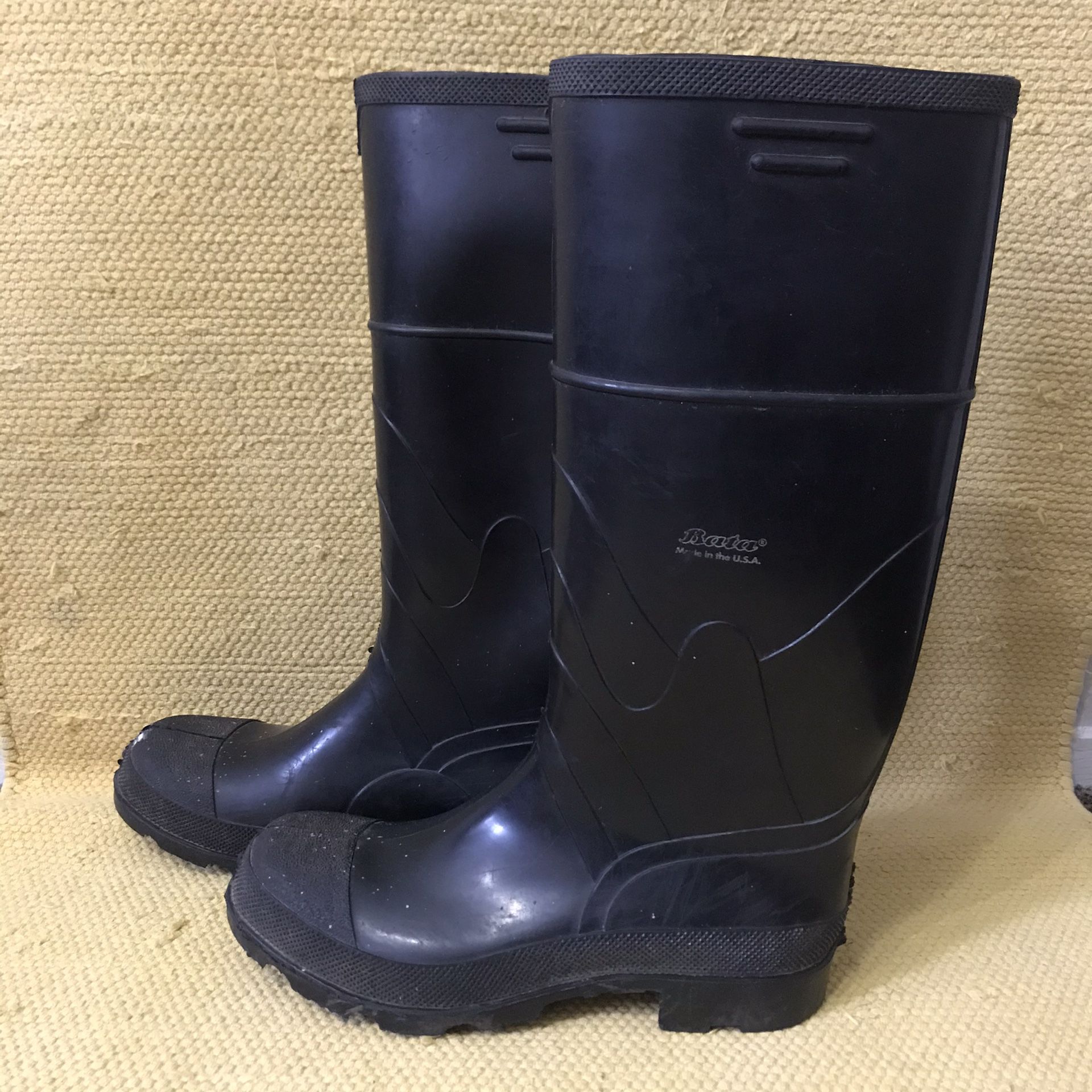 Rain Rubber Boots size 9