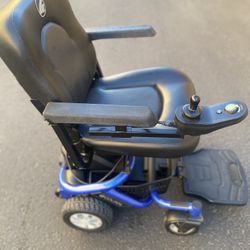 Lightweight Power Wheelchair 