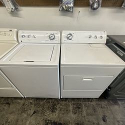 Whirlpool Washer And Dryer Set