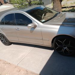 Mercedes-Benz 2001 C240  Sedan 