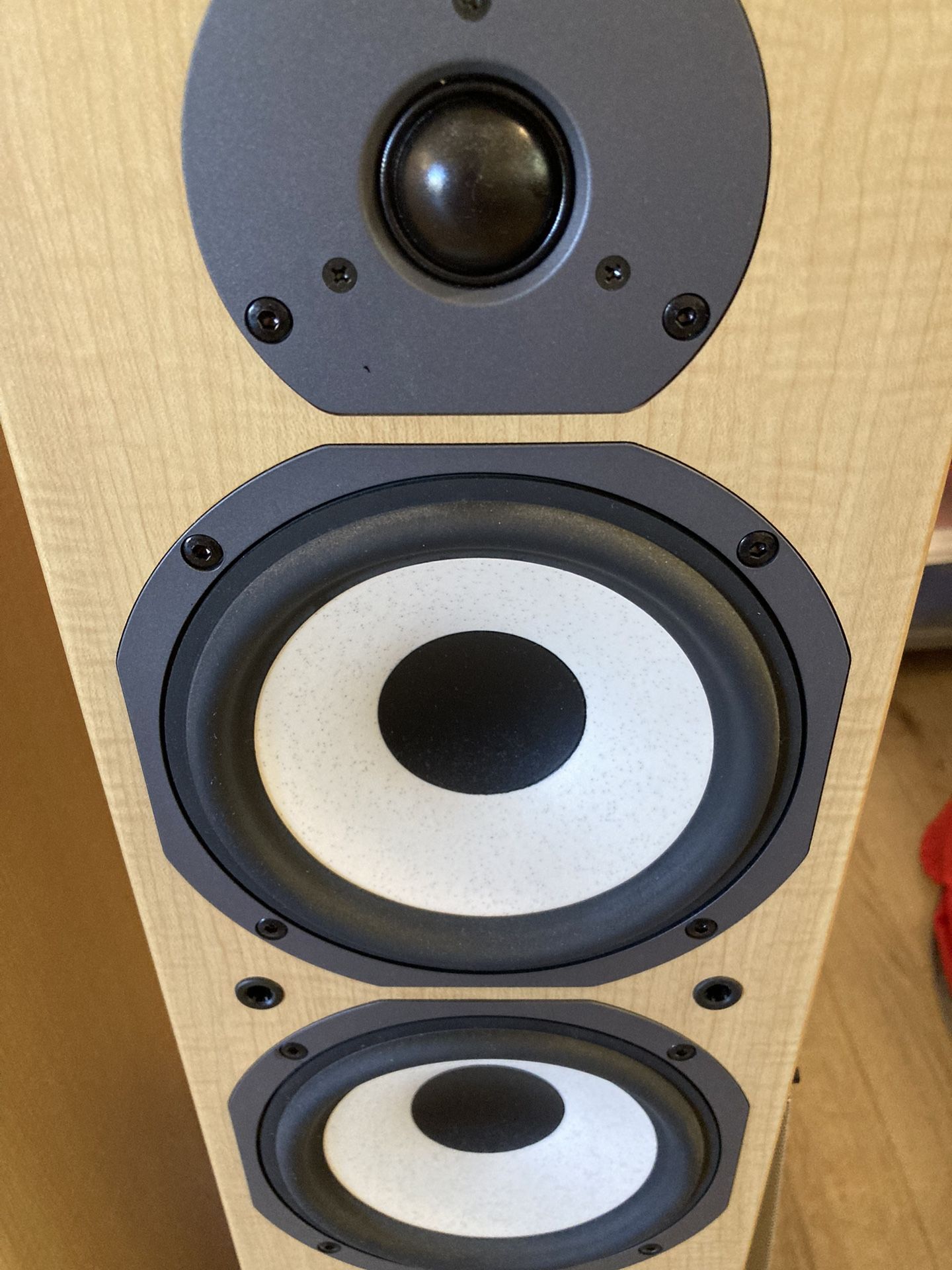 Set of Tannoy Mercury Mx4 and center MxC speakers light Set of Tannoy Mercury Mx4 and center MxC speakers light