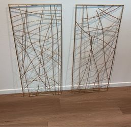 Set of 2 gold metal wall decoratives