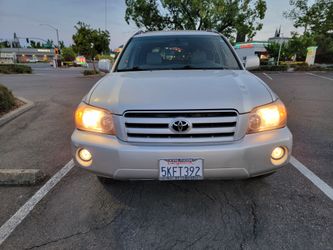 2005 Toyota Highlander Limited - V6 - 1 Owner