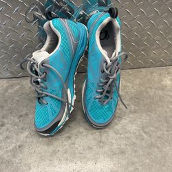Pearl Izumi Cycle Shoes 42